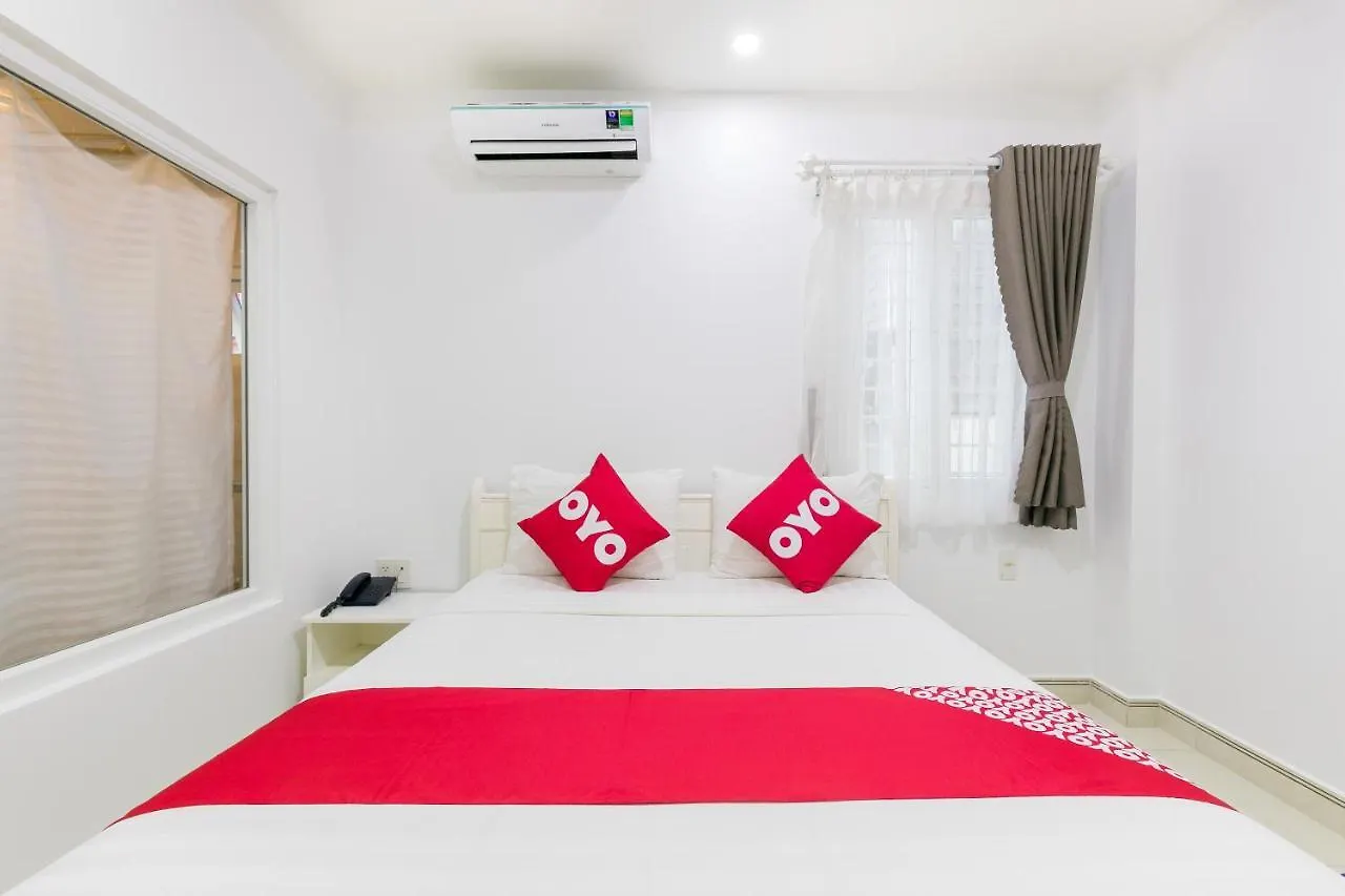 Oyo 652 Monaco Hotel Ho Chi Minh