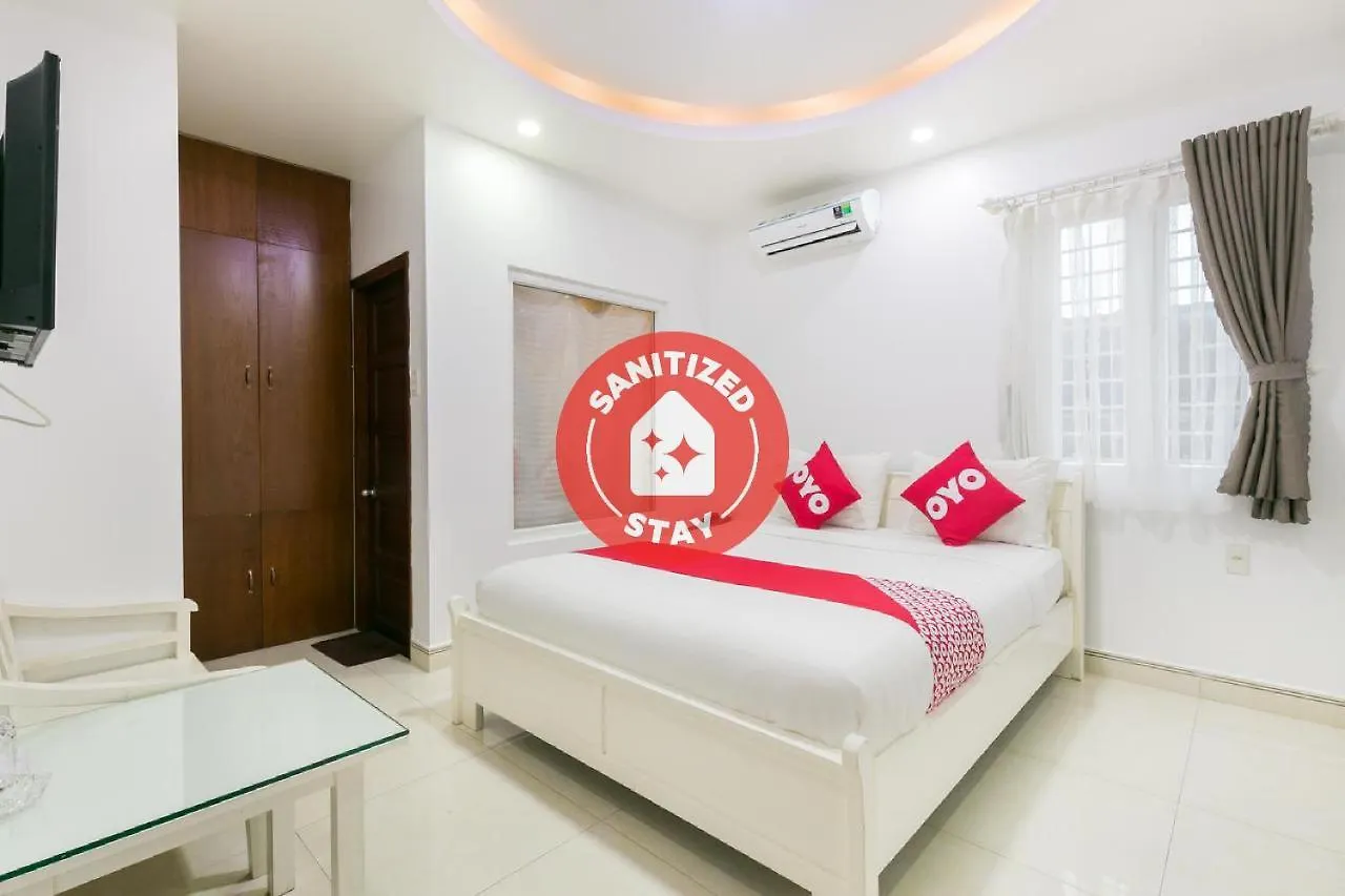 Oyo 652 Monaco Hotel Ho Chi Minh City