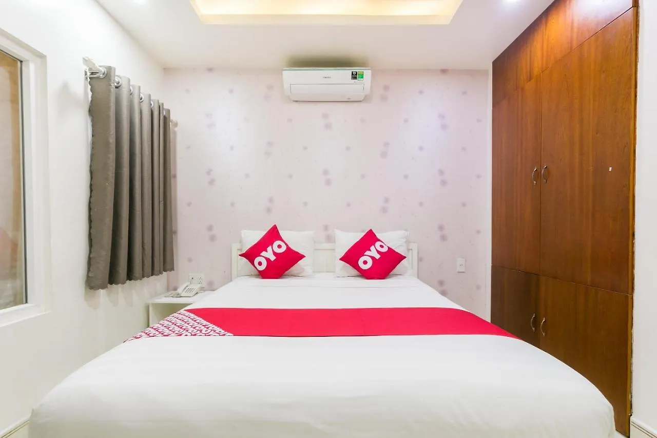 Oyo 652 Monaco Hotel Ho Chi Minh City