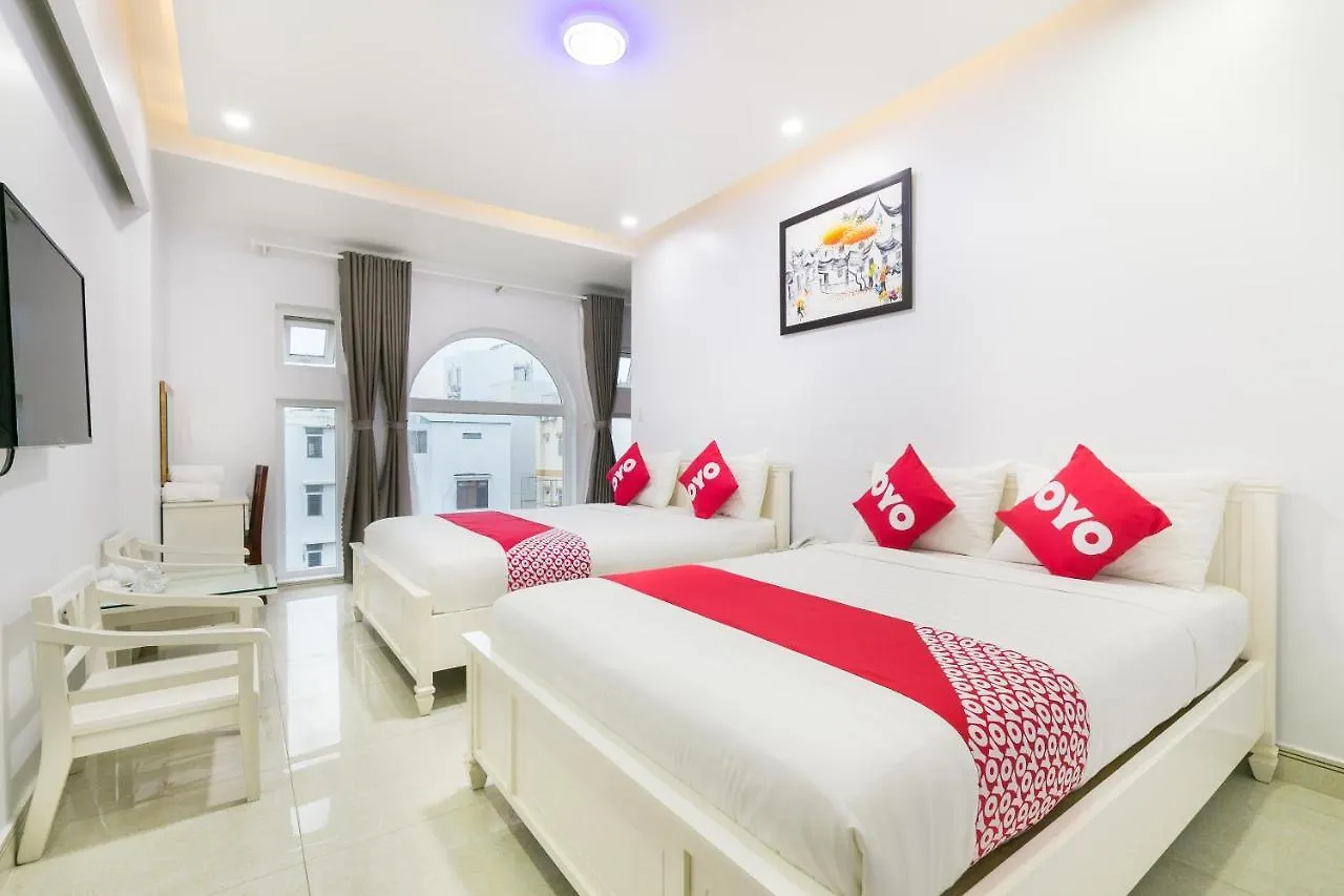 Oyo 652 Monaco Hotel Ho Chi Minh City