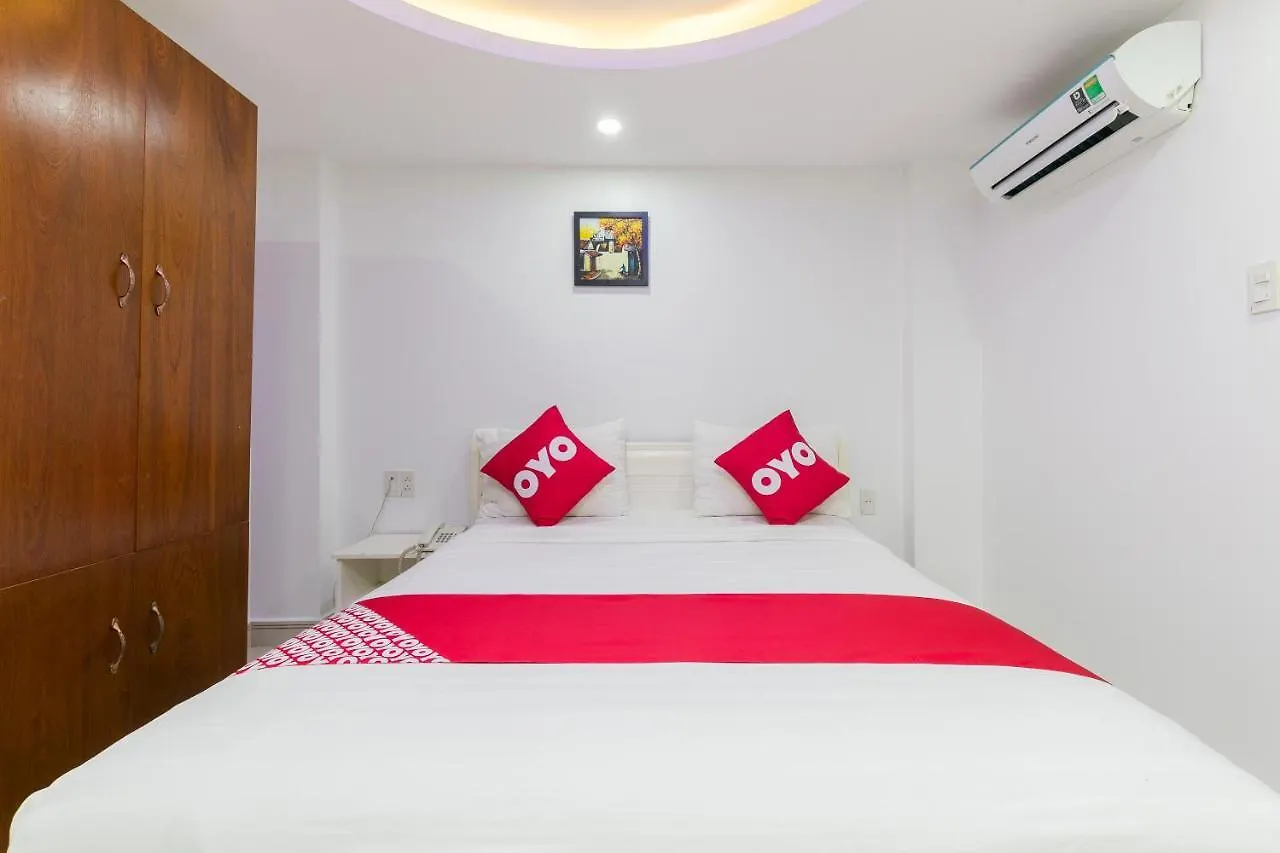 Oyo 652 Monaco Hotel Ho Chi Minh City